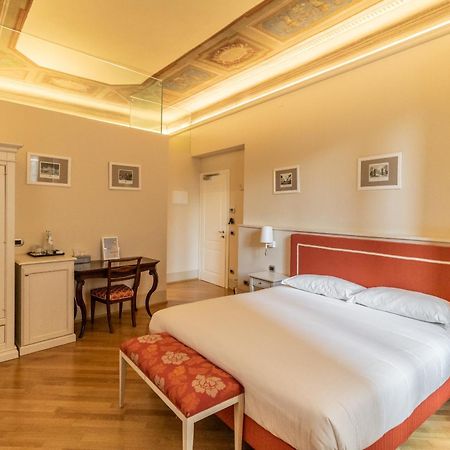 Casa Isolani Luxury Rooms Piazza Maggiore 1 Bologne Extérieur photo