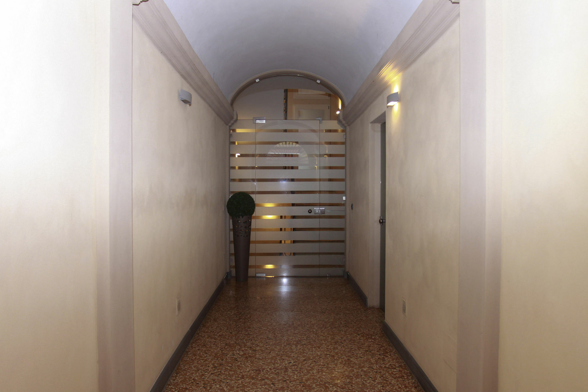 Casa Isolani Luxury Rooms Piazza Maggiore 1 Bologne Extérieur photo